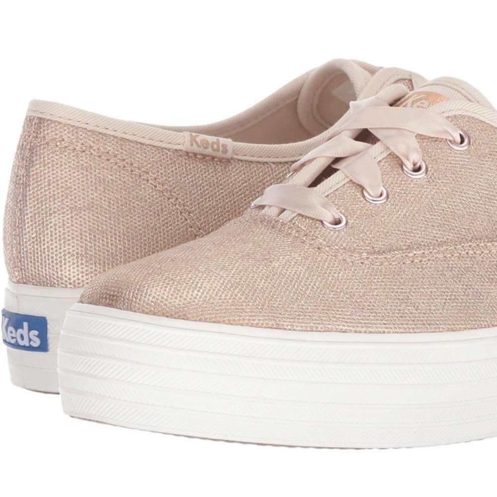 Pink metallic keds